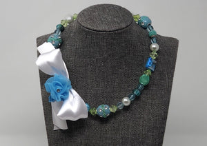 Open image in slideshow, Dog Necklace - 13.75 inches
